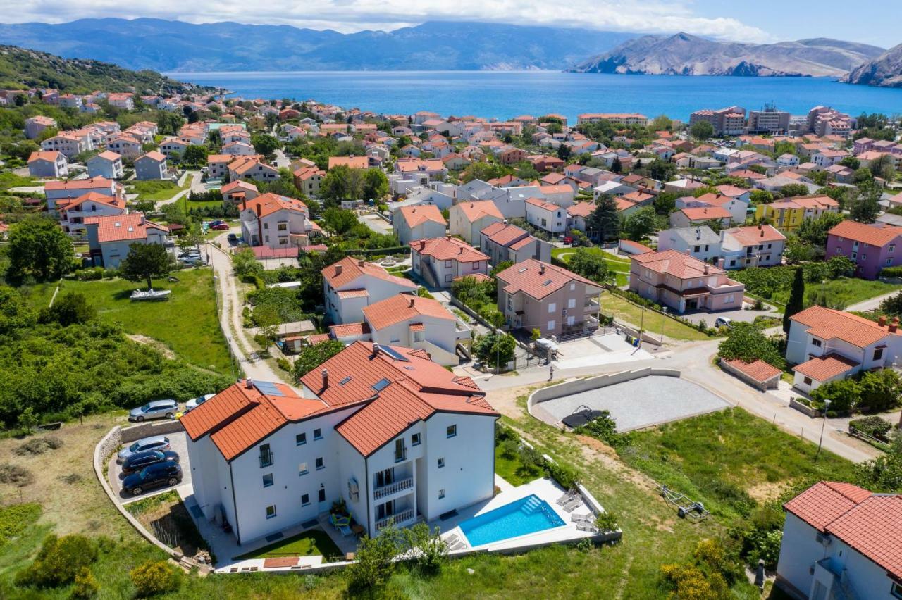 Bed & Breakfast Dosen IV Baska  Bagian luar foto